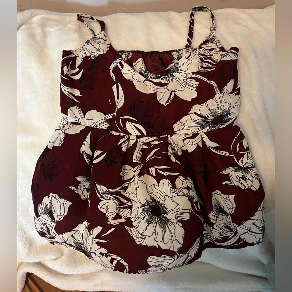EUC FLORAL SPAGHETTI STRAP TANK